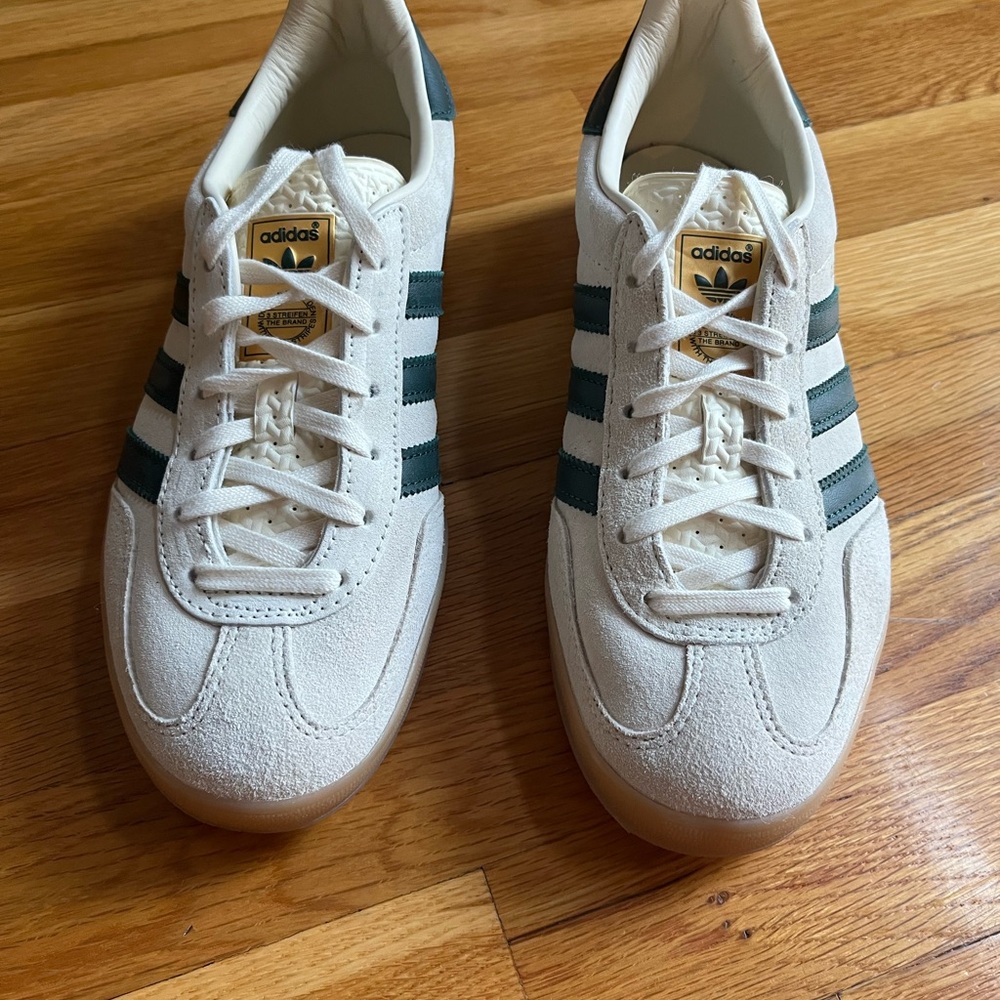 Adidas Gazelle Suede Sneakers - cream white/collegiate green